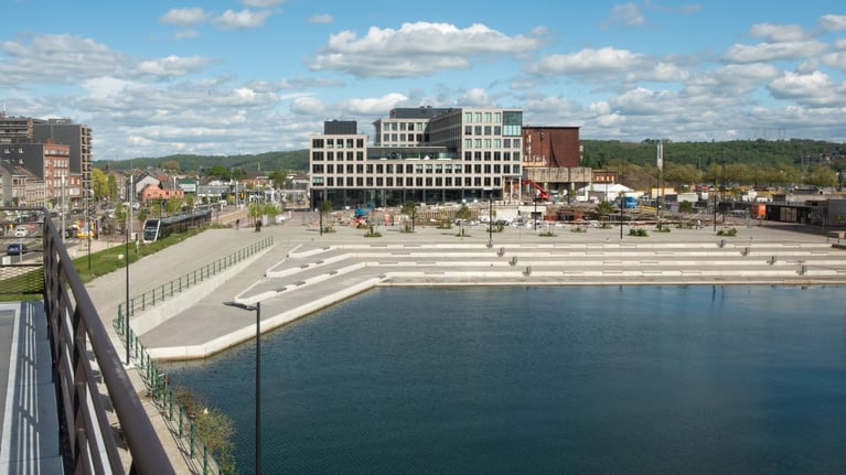 Vue d'ensemble esplanade Rives Ardentes